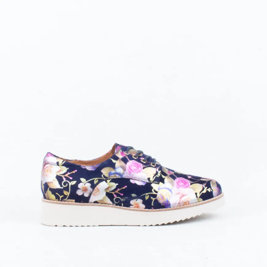 Addiction Lace Up^Martinez Valero by Bresley Sale