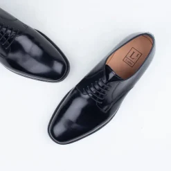 205B Albert Derby^Loake Shoemaker Clearance