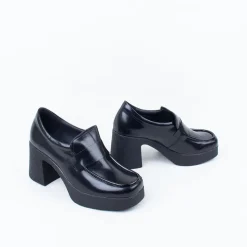 Banish Heel^Tamara London Store