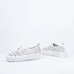 Belarus Lace Up^Django & Juliette Hot