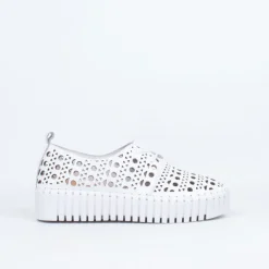 Belarus Lace Up^Django & Juliette Hot