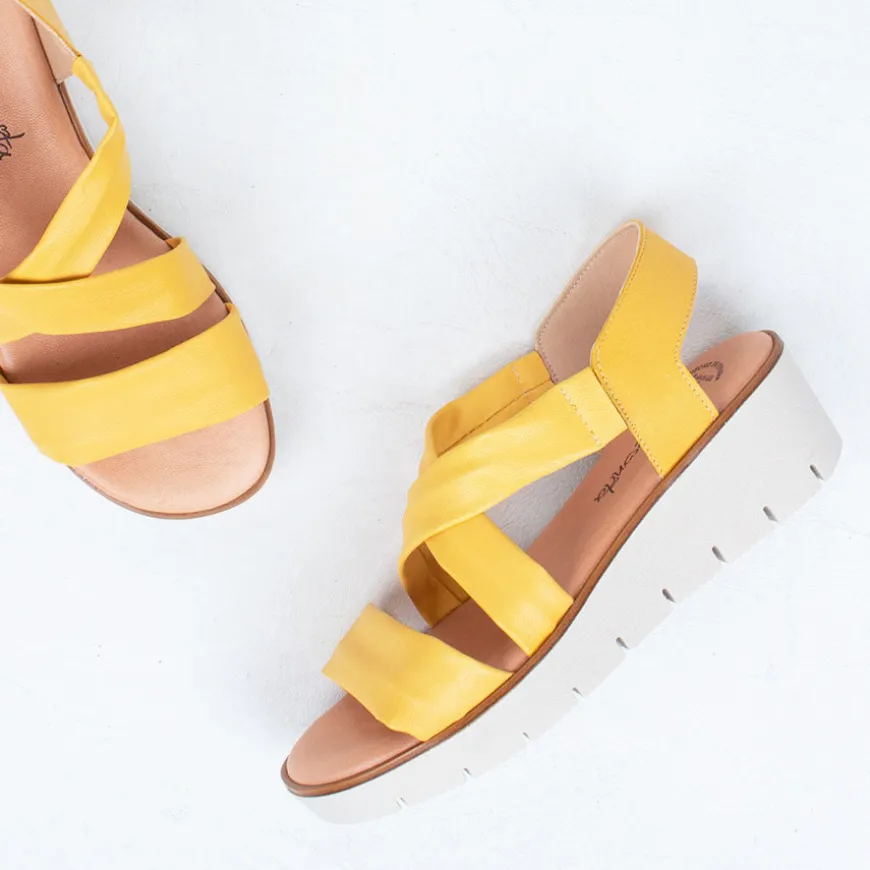 Bonnie Wedge Sandal^X Bonita - Spain Hot