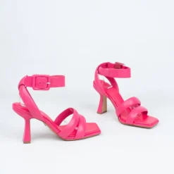 Cara Heel^Carrano - Brazil Store