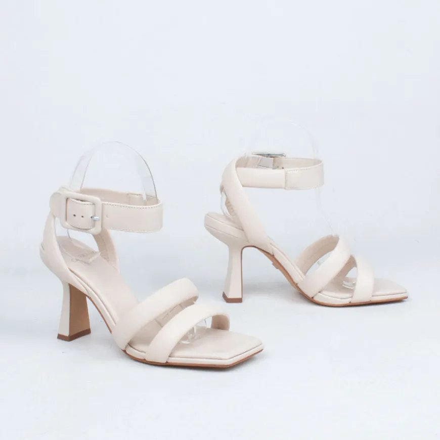 Cara Heel^Carrano - Brazil Store