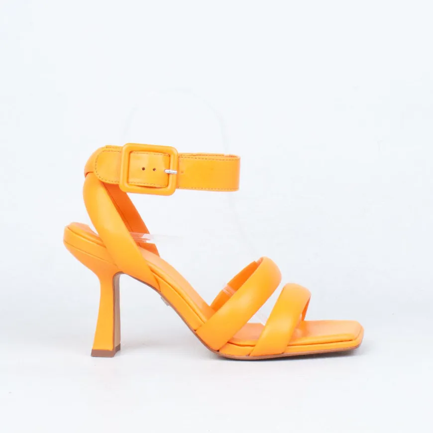 Cara Heel^Carrano - Brazil Store