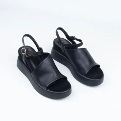 Danger Sandal^Mila Raine Hot
