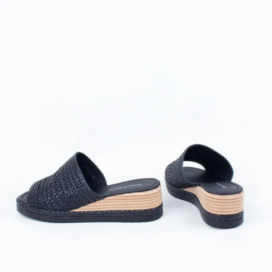 Izze Slide^Django & Juliette Shop