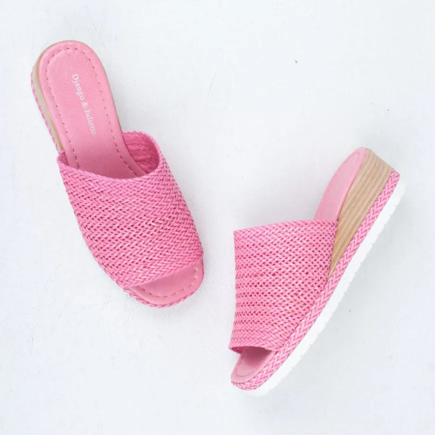 Izze Slide^Django & Juliette Shop