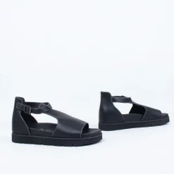 Mooch Sandal^Ernest Wyler Fashion