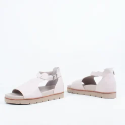 Mooch Sandal^Ernest Wyler Fashion