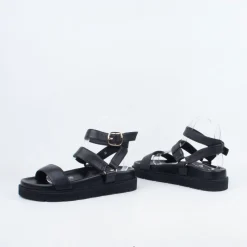 Nomi Sandal^Ernest Wyler New