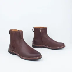 Norwalk Zip Boot^Florsheim Store