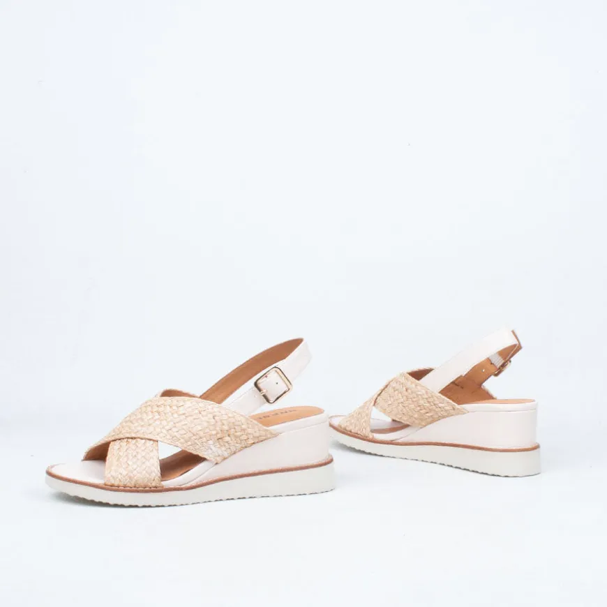 Shayna Sandal^Bresley NZ New