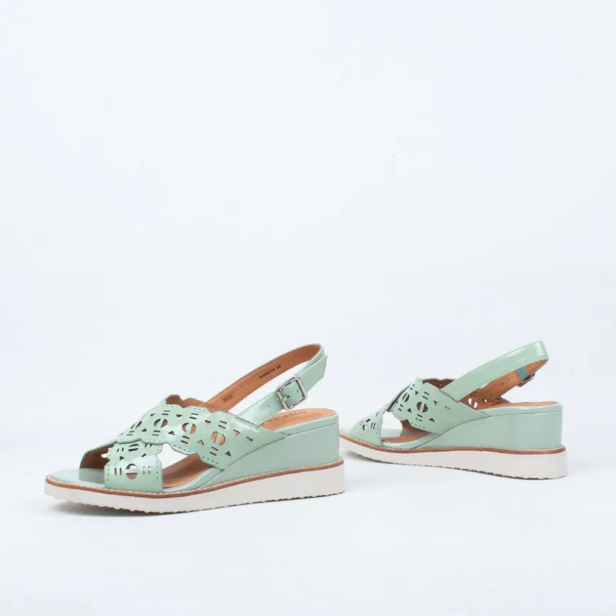 Shreya Sandal^Bresley NZ Store